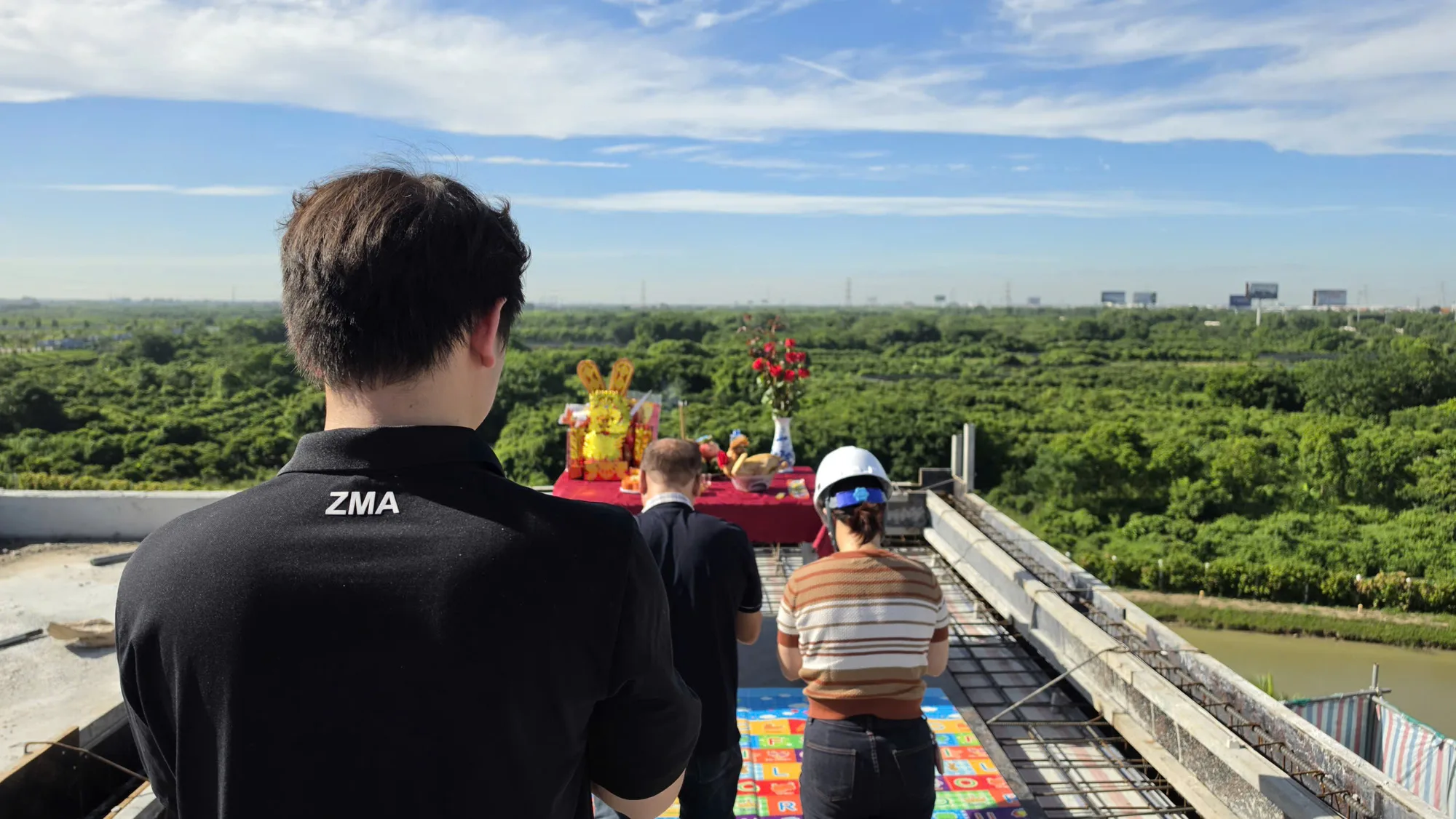 H Villa tops out after four months on site — 5