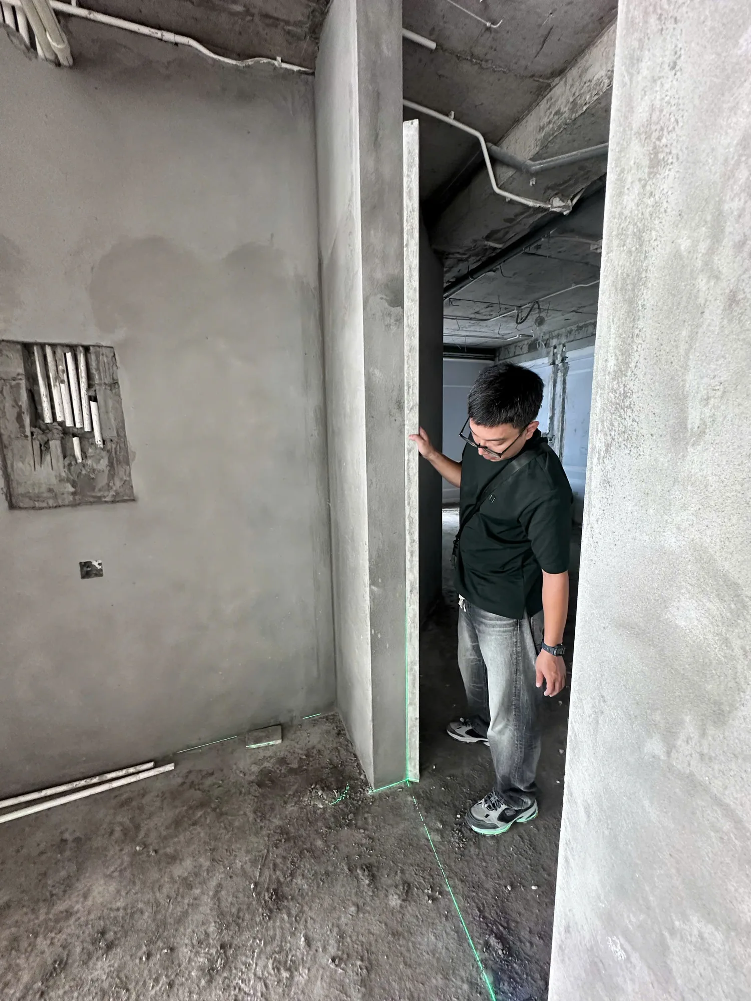 M1515: internal inspection of the plastering works — 6
